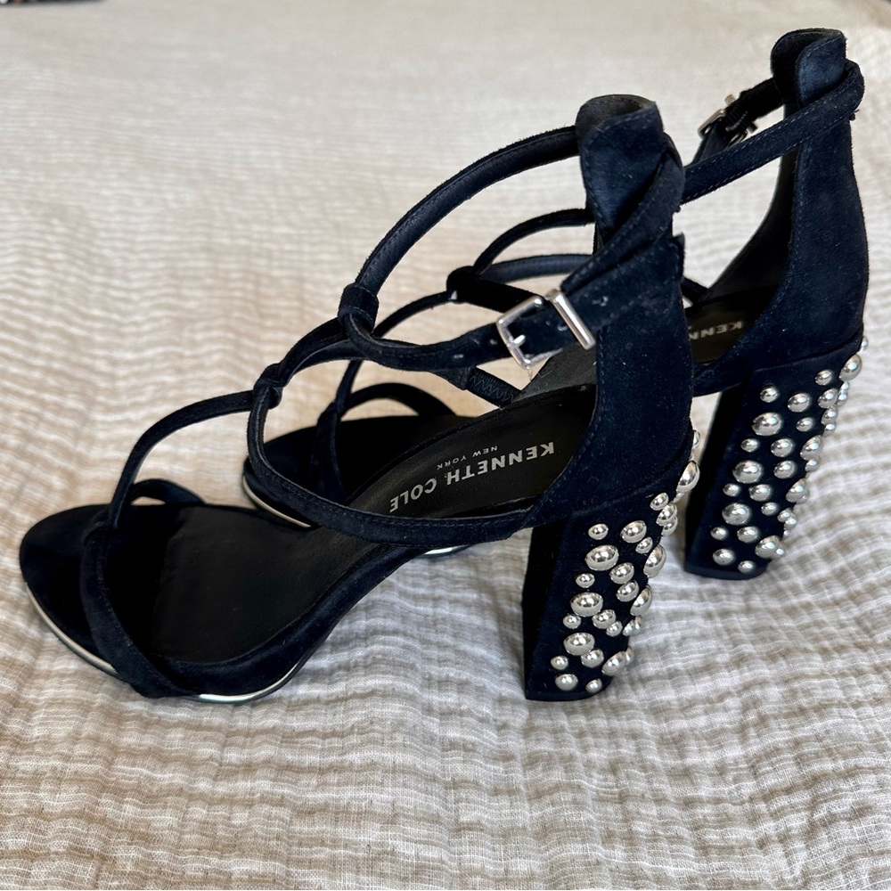 studded pumps block heel